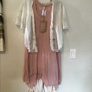 Magnolia pearl Paz tank molly Nwt sold